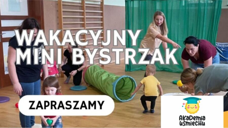 kobiety z dziećmi grają w gry